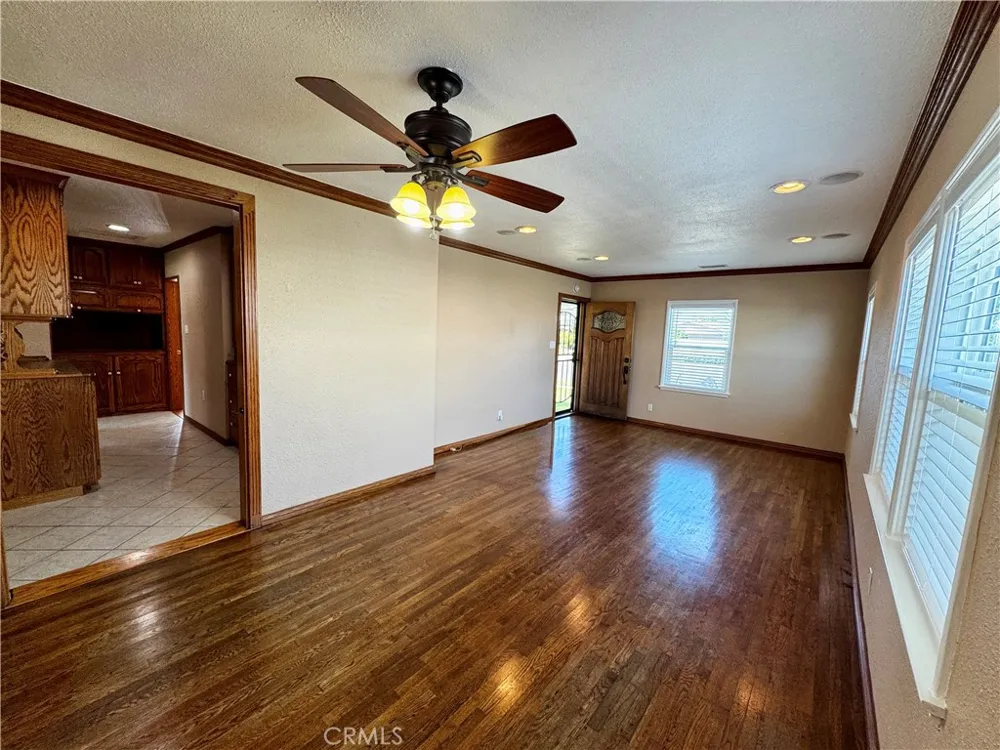 14414 Studebaker Norwalk, CA 90650