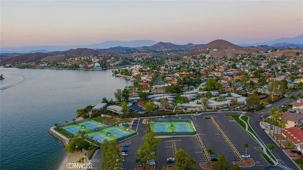 21734 Appaloosa Court Canyon Lake, CA 92587