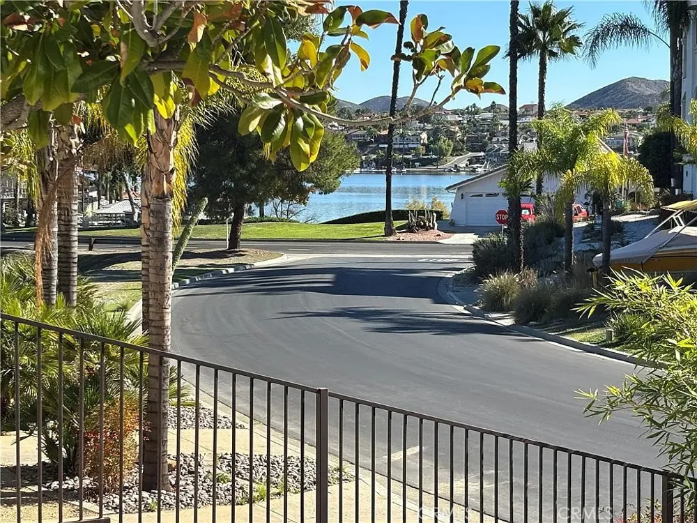 21734 Appaloosa Court Canyon Lake, CA 92587