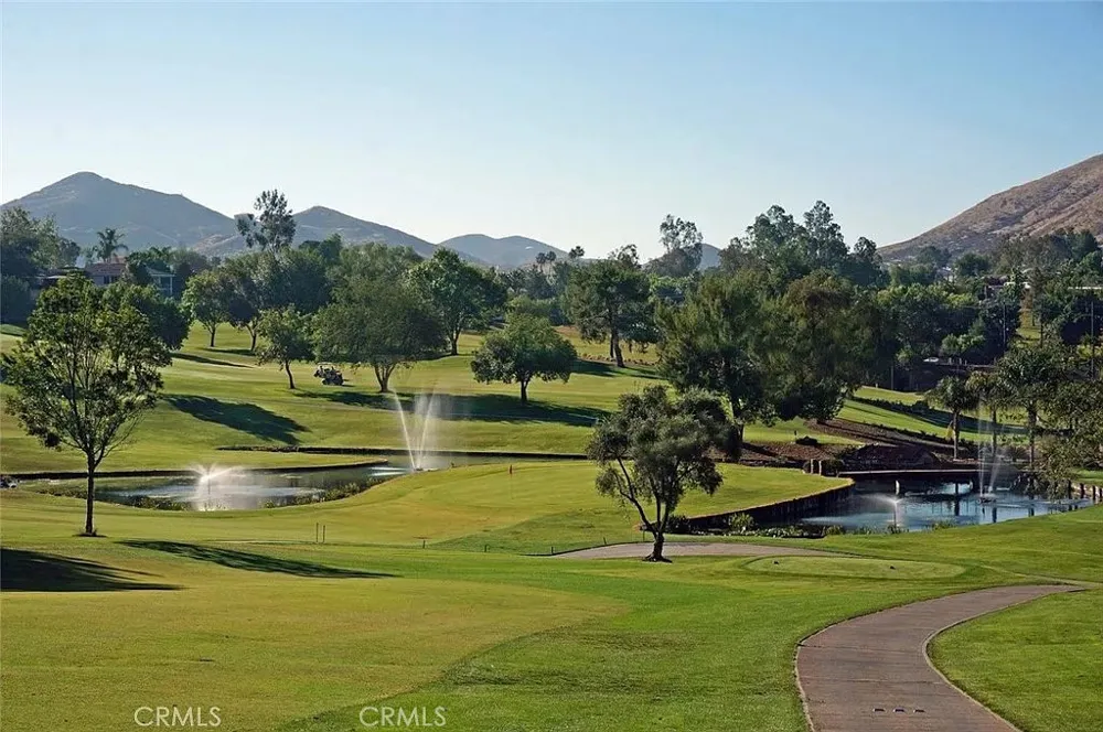21734 Appaloosa Court Canyon Lake, CA 92587