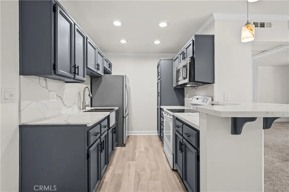 436 Bellflower Boulevard #201 Long Beach, CA 90814
