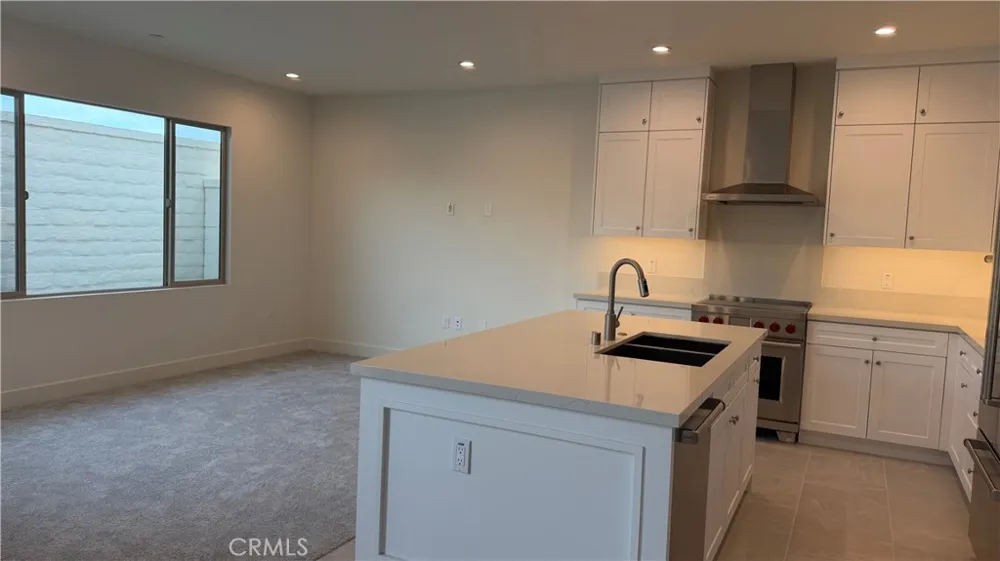 155 Pisano Irvine, CA 92618