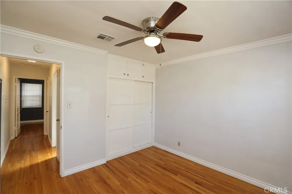 910 W Heather La Habra, CA 90631
