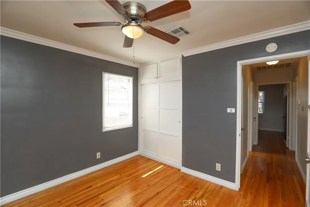 910 W Heather La Habra, CA 90631