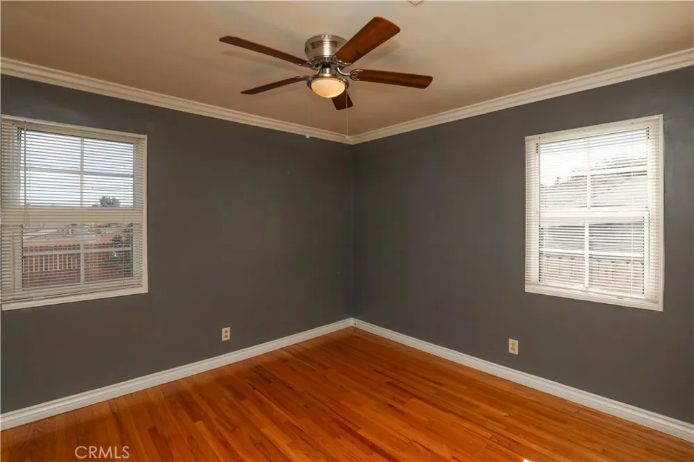 910 W Heather La Habra, CA 90631