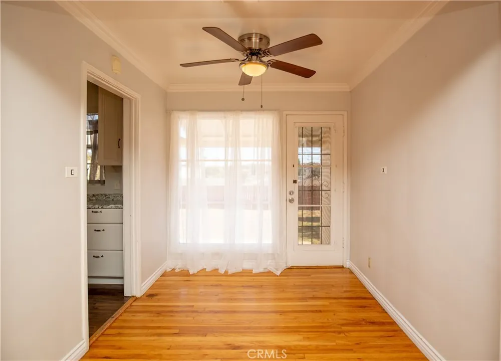910 W Heather La Habra, CA 90631
