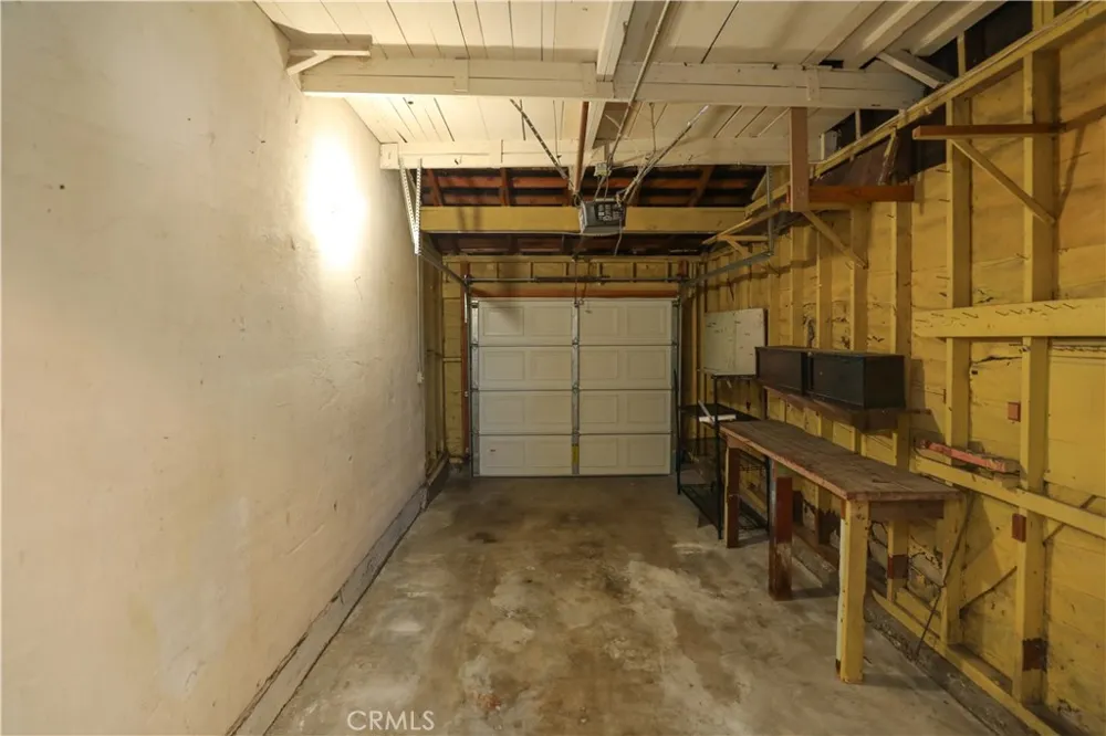 910 W Heather La Habra, CA 90631