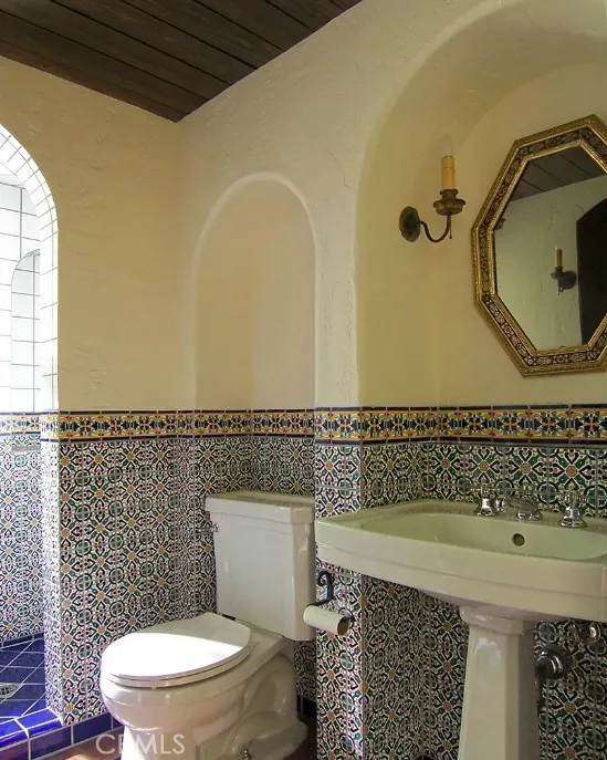 5237 Alta Canyada La Canada Flintridge, CA 91011