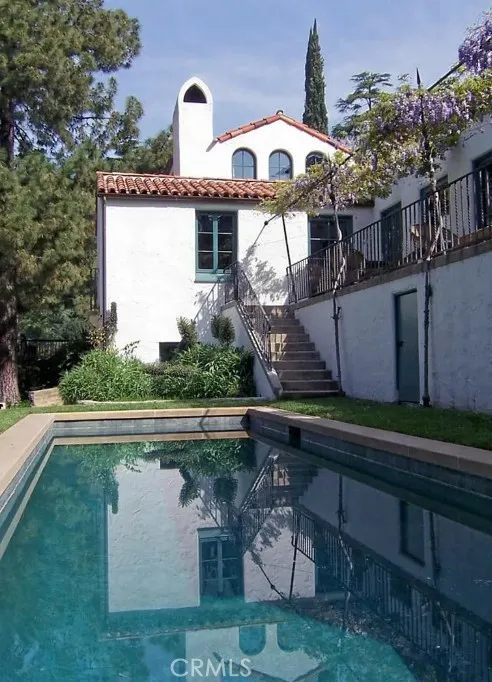 5237 Alta Canyada La Canada Flintridge, CA 91011