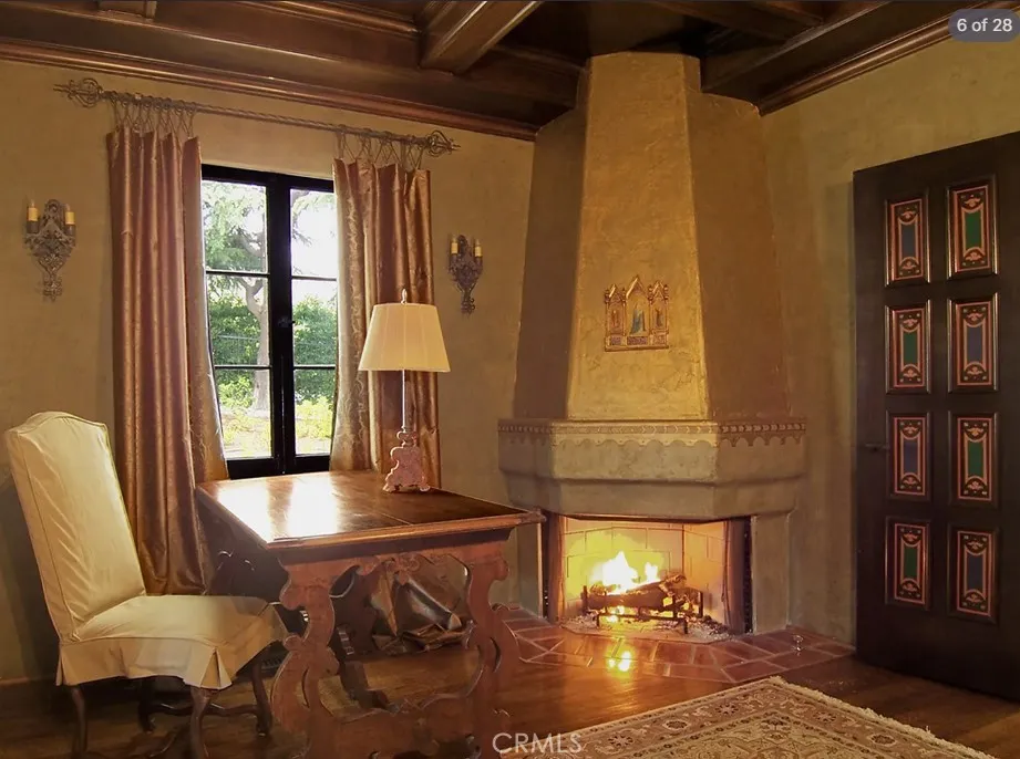5237 Alta Canyada La Canada Flintridge, CA 91011