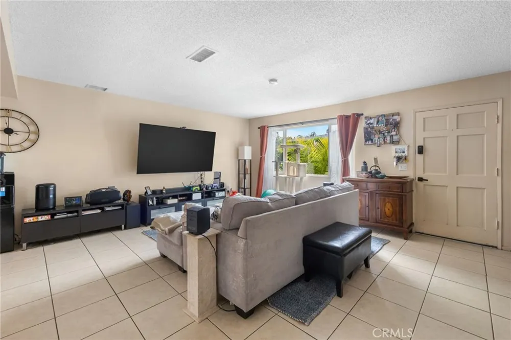 630 S Knott Avenue #25 Anaheim, CA 92804