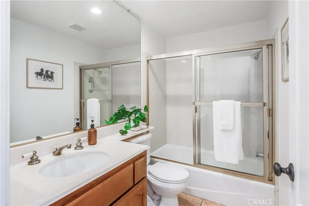 630 Wakefield Court #102 Long Beach, CA 90803