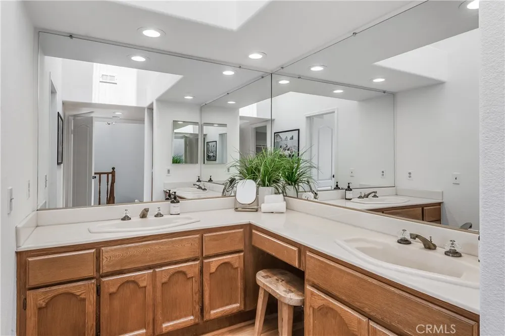 630 Wakefield Court #102 Long Beach, CA 90803