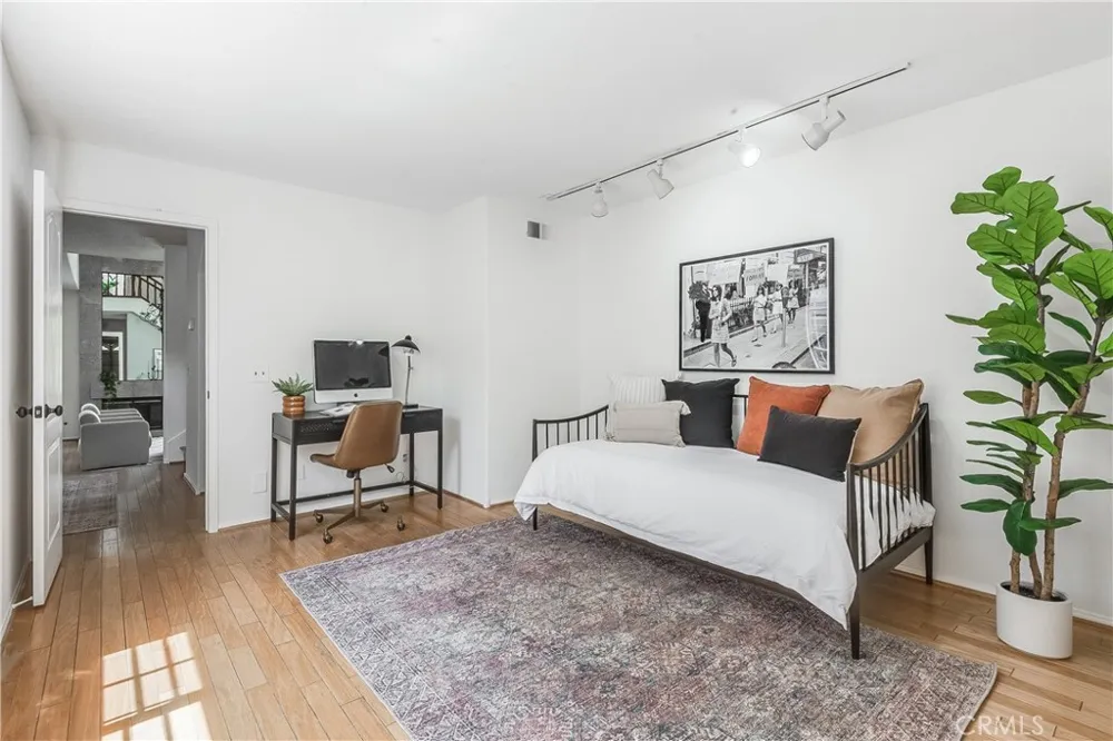 630 Wakefield Court #102 Long Beach, CA 90803