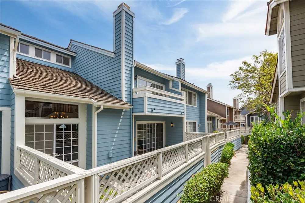630 Wakefield Court #102 Long Beach, CA 90803