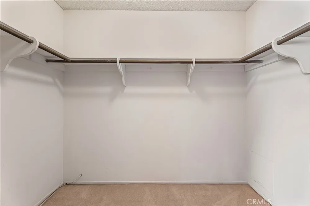 8824 Sari Avenue Northridge, CA 91343