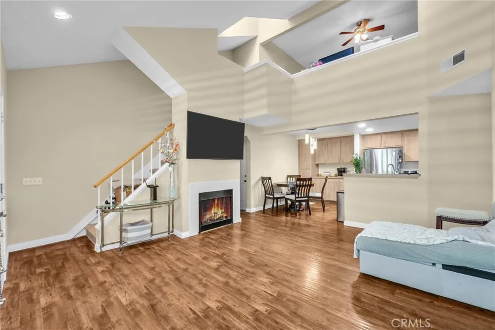 16411 Omally Court #4 La Mirada, CA 90638