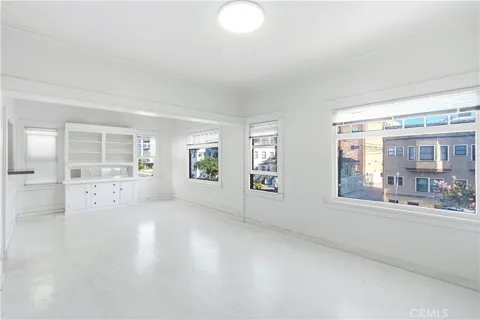 333 W 4th Street #13