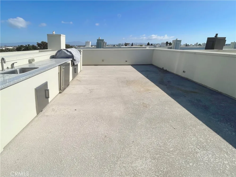 38 Ebb Tide Newport Beach, CA 92663