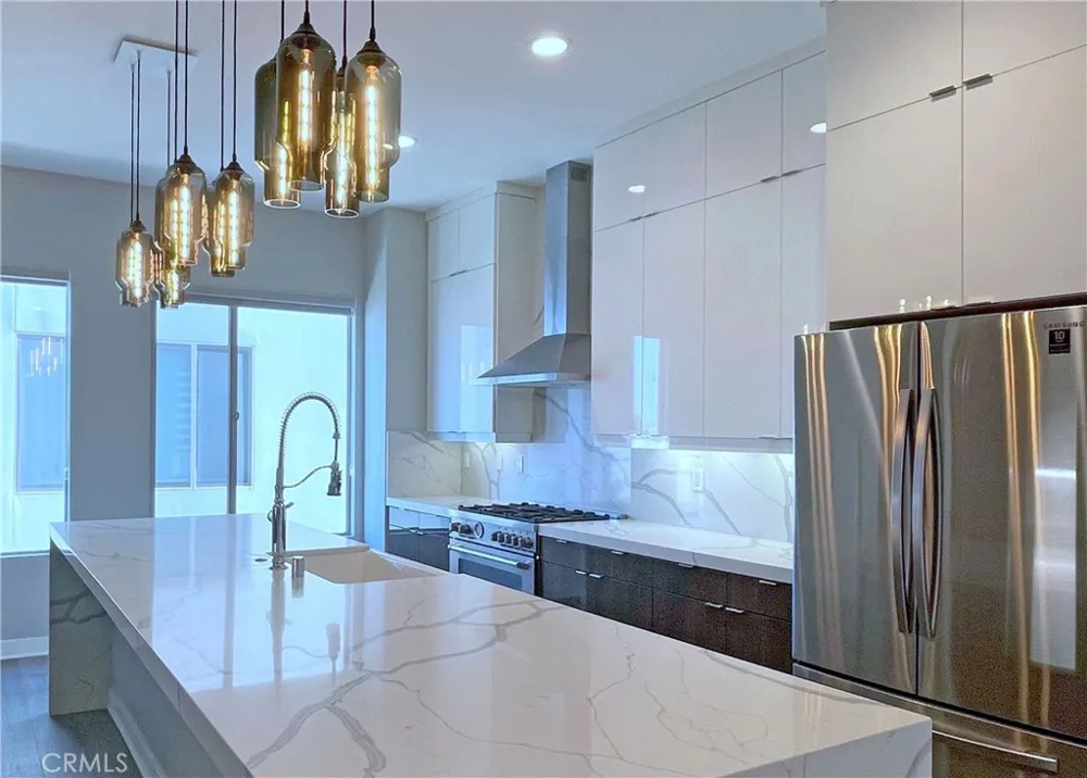 38 Ebb Tide Newport Beach, CA 92663