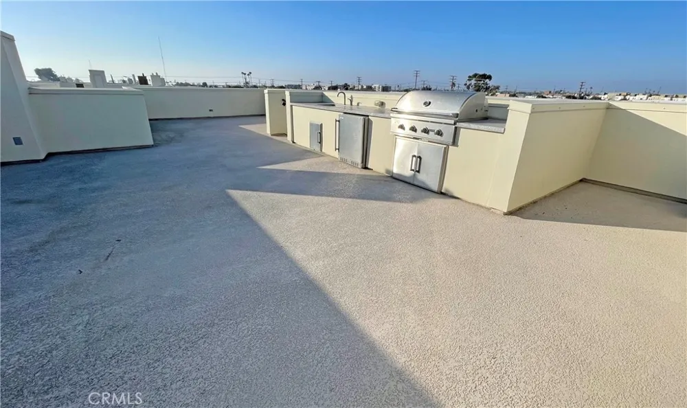 38 Ebb Tide Newport Beach, CA 92663