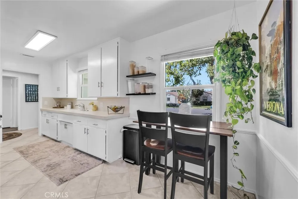 1204 Riverside Fullerton, CA 92831