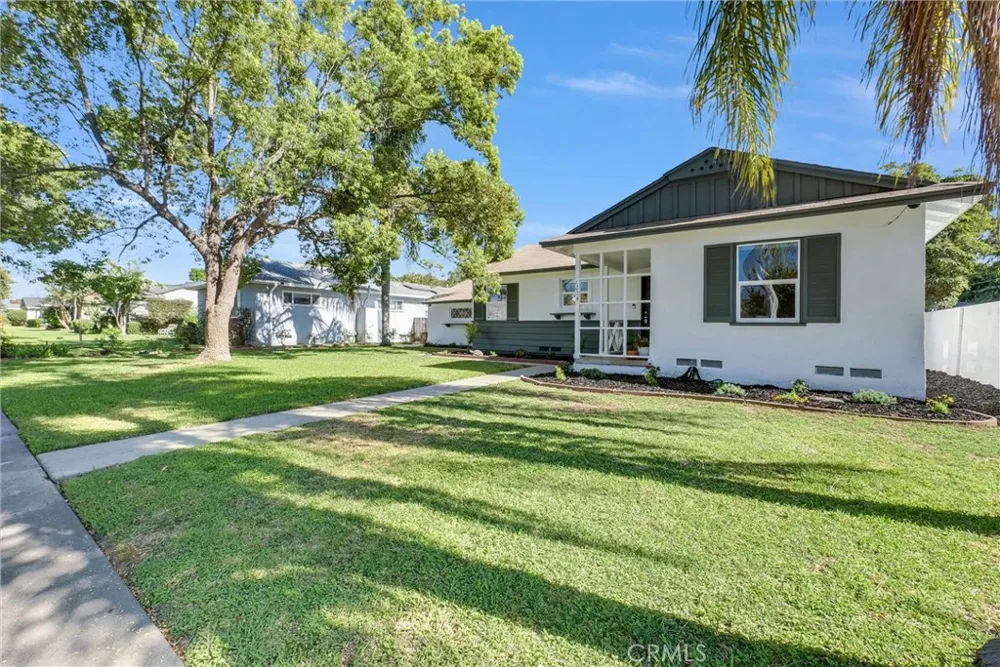 1204 Riverside Fullerton, CA 92831