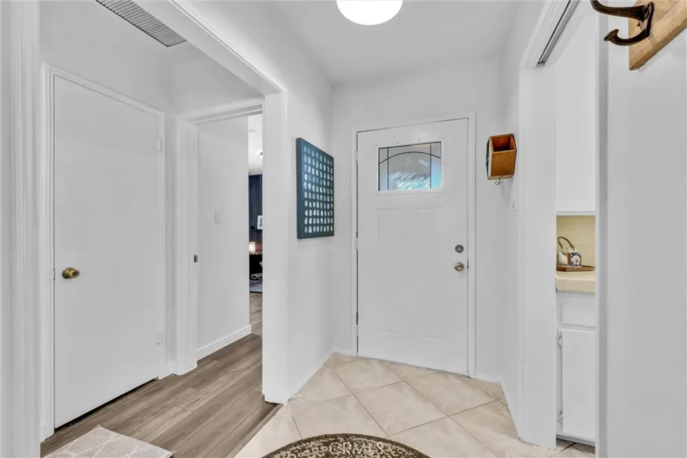 1204 Riverside Fullerton, CA 92831