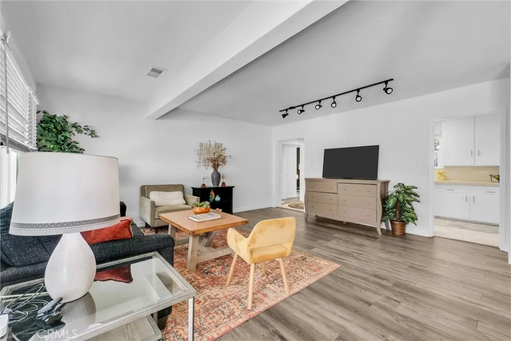 1204 Riverside Fullerton, CA 92831