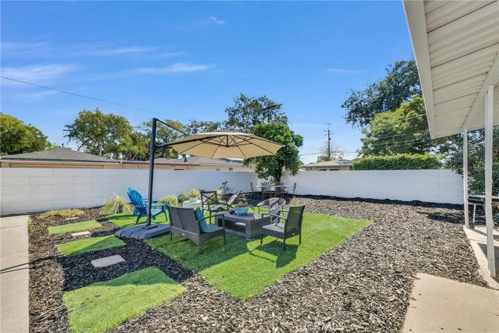 1204 Riverside Fullerton, CA 92831