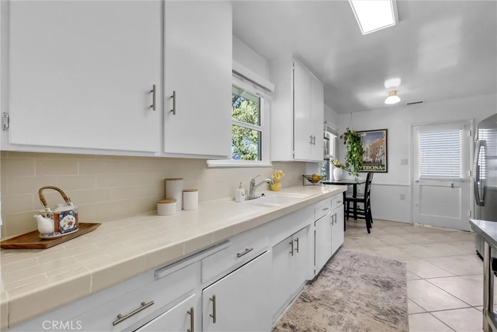 1204 Riverside Fullerton, CA 92831