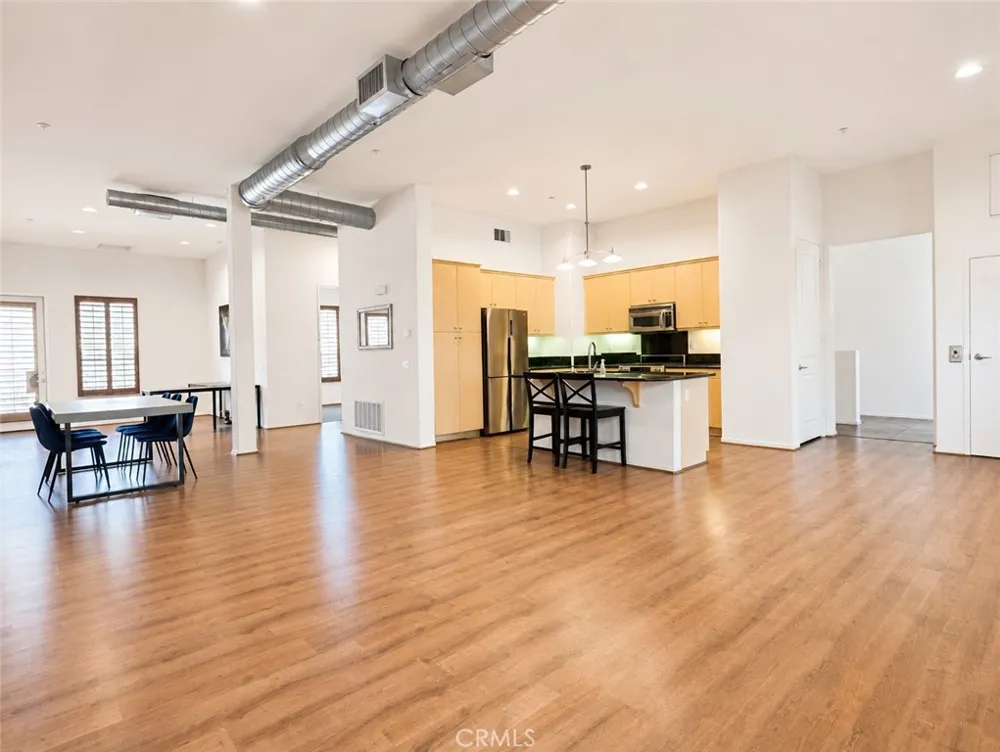 151 Soco Fullerton, CA 92832