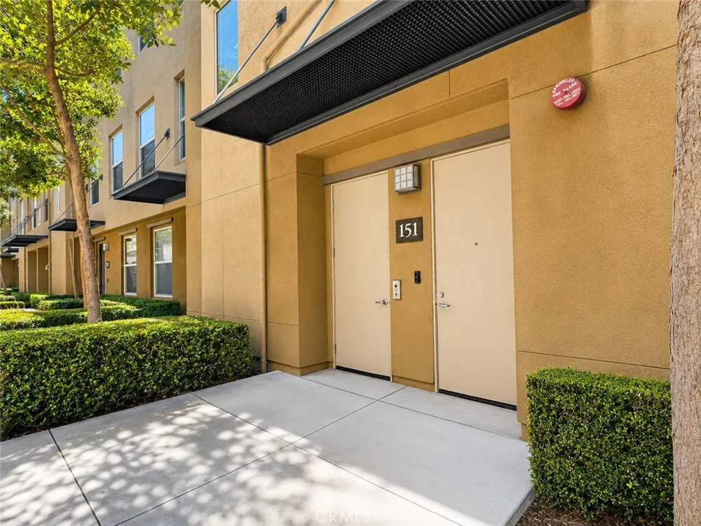 151 Soco Fullerton, CA 92832