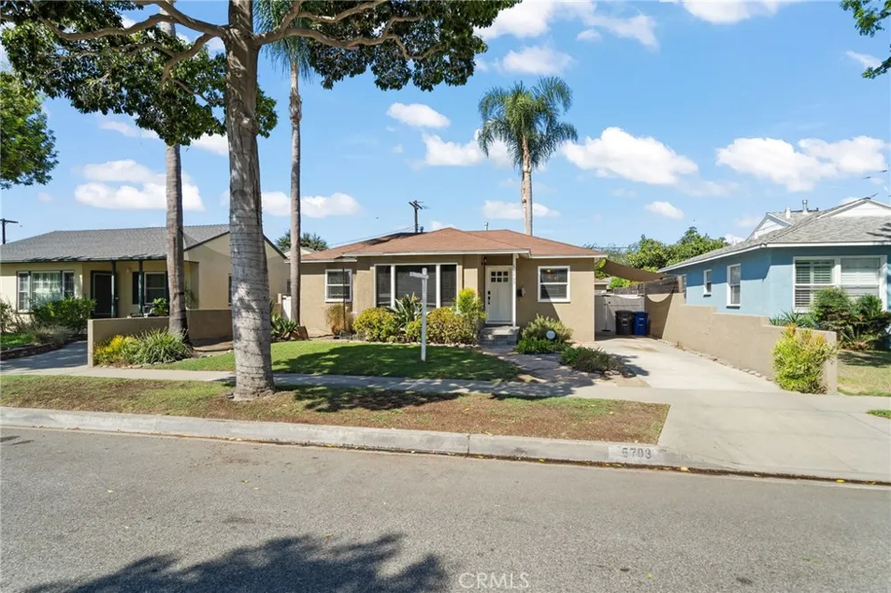 5703 Briercrest Lakewood, CA 90713