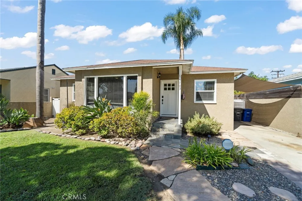 5703 Briercrest Lakewood, CA 90713