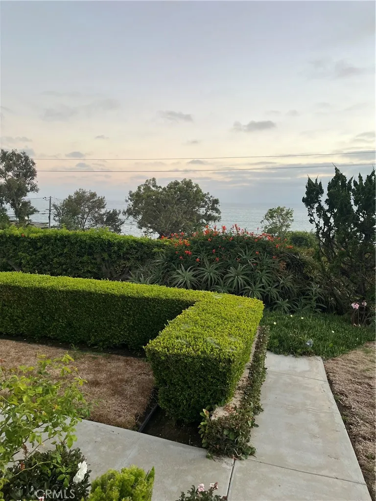 2324 S Coast #A Laguna Beach, CA 92651
