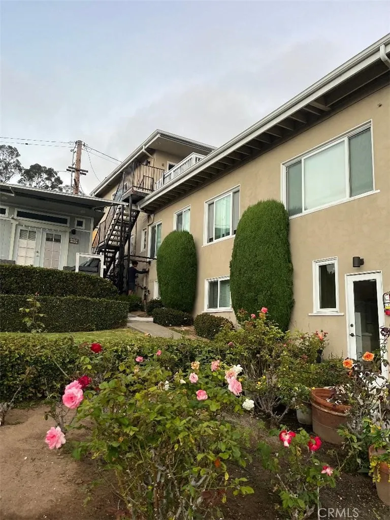 2324 S Coast #A Laguna Beach, CA 92651