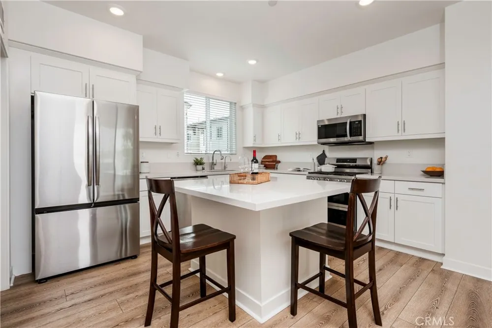 1065 Sage Gardena, CA 90247
