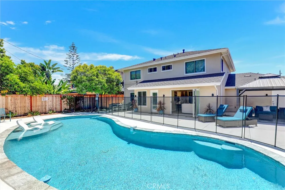 1591 Pegasus Newport Beach, CA 92660