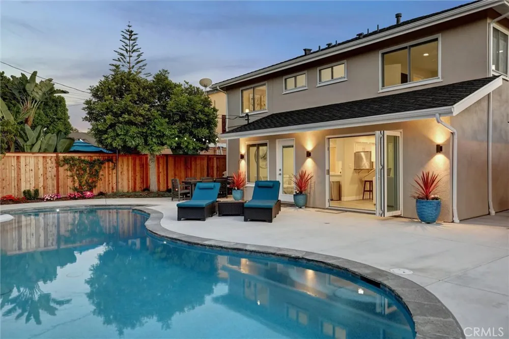 1591 Pegasus Newport Beach, CA 92660