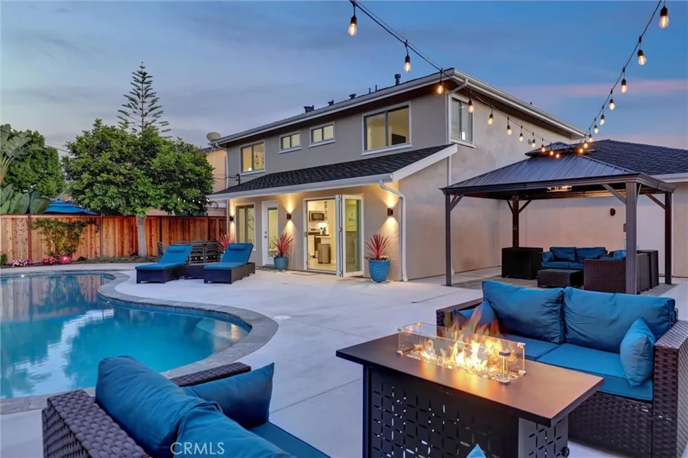 1591 Pegasus Newport Beach, CA 92660