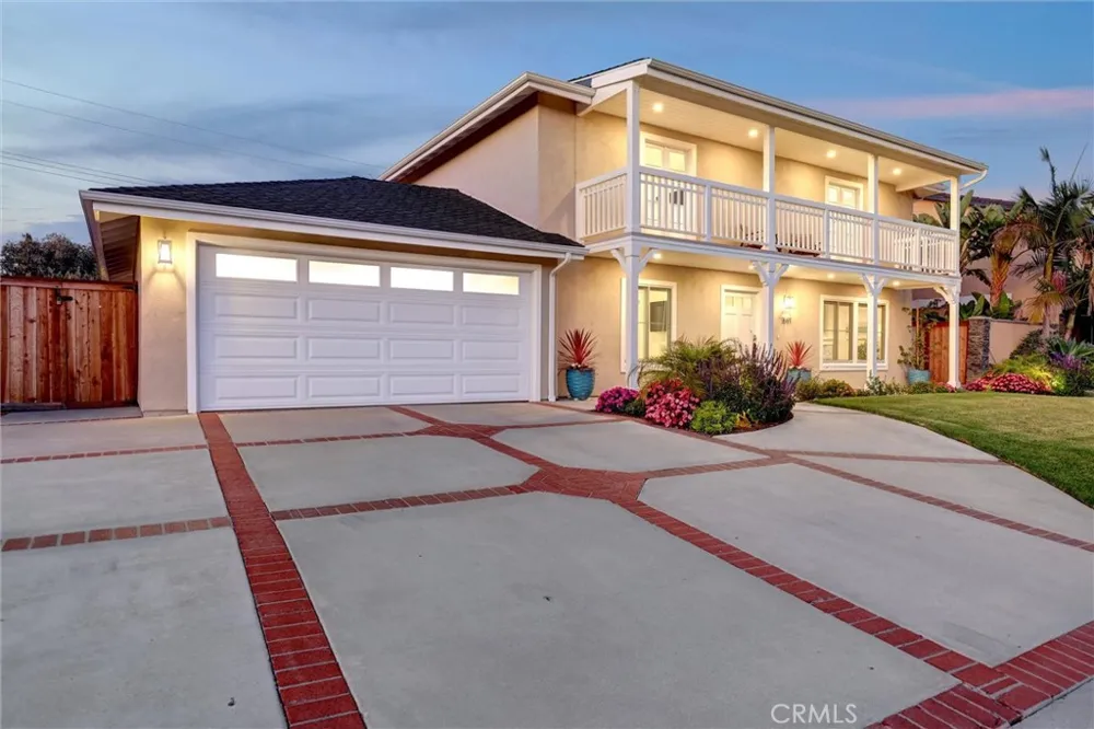 1591 Pegasus Newport Beach, CA 92660