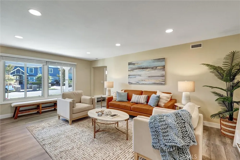 1591 Pegasus Newport Beach, CA 92660