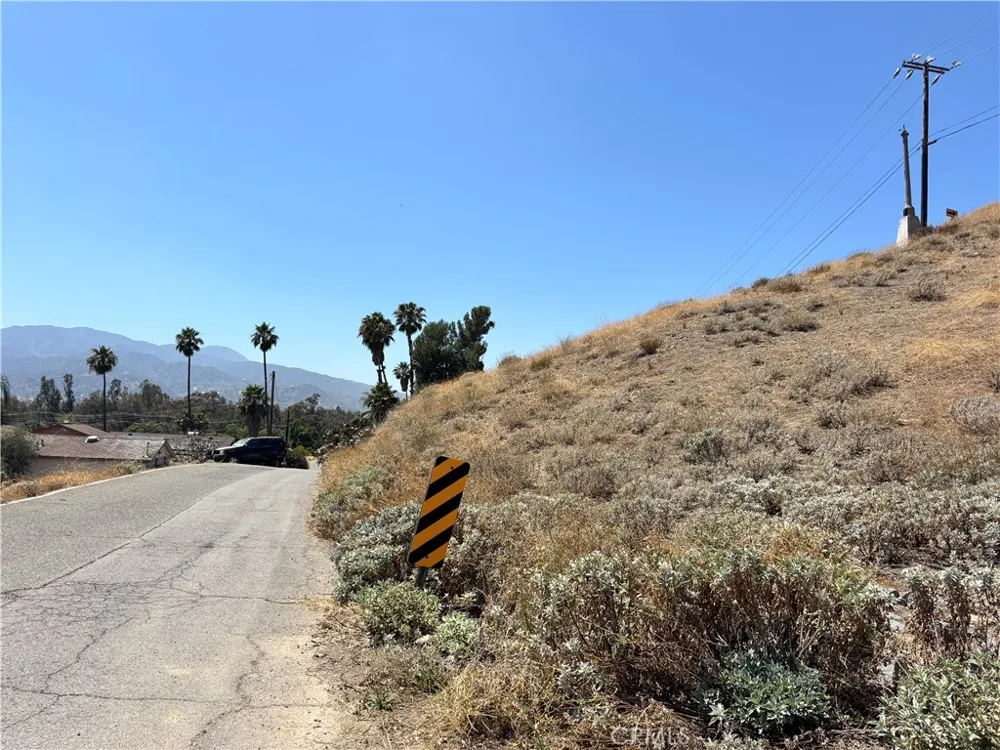 17452 Ryan Avenue Lake Elsinore, CA 92530