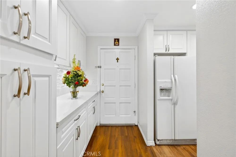 2521 W Sunflower #D 3 Santa Ana, CA 92704