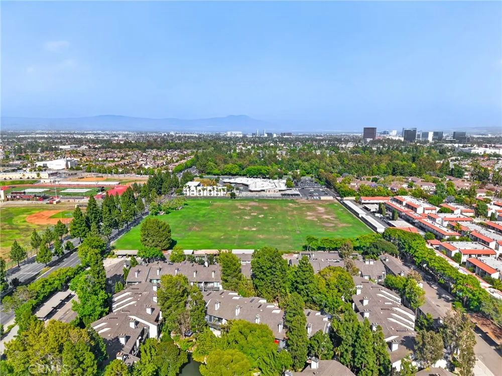 2521 W Sunflower #D 3 Santa Ana, CA 92704