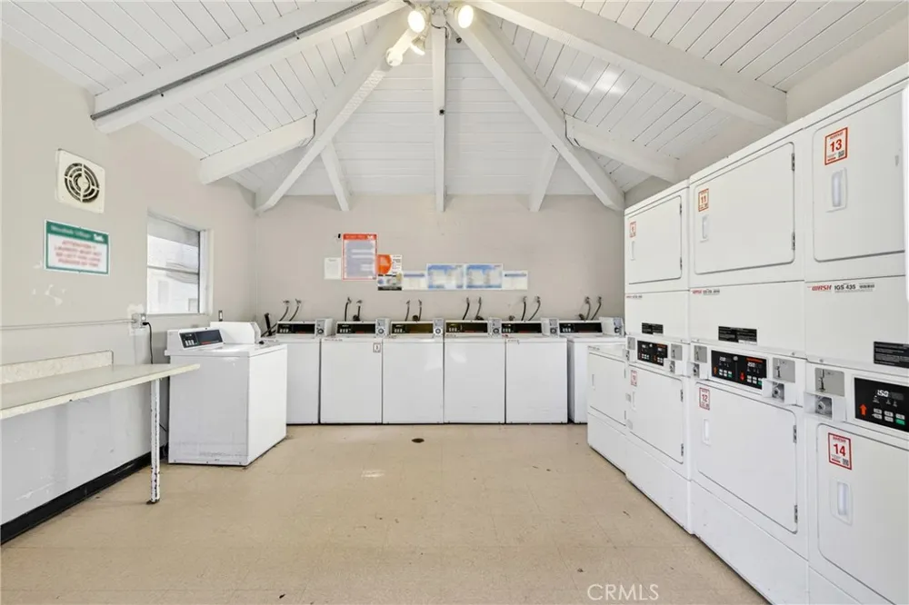2521 W Sunflower #D 3 Santa Ana, CA 92704
