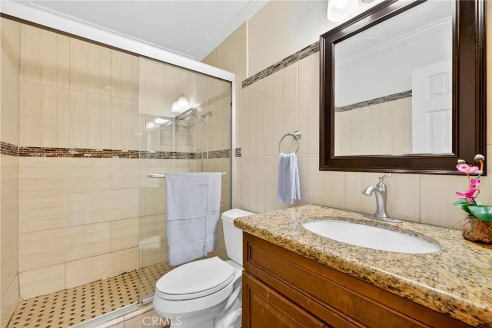 2521 W Sunflower #D 3 Santa Ana, CA 92704