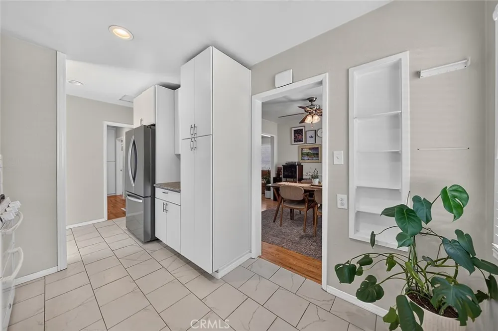 4338 Palo Verde Lakewood, CA 90713