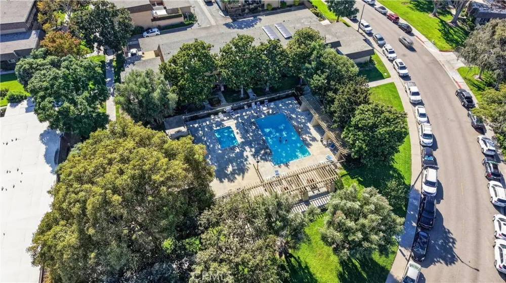 18261 Arches Court Fountain Valley, CA 92708